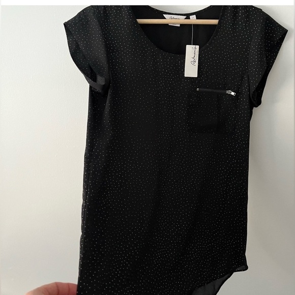NWT Reitmans Black Cap Sleeve sequin blouse small PTP 19inch - Picture 3 of 7